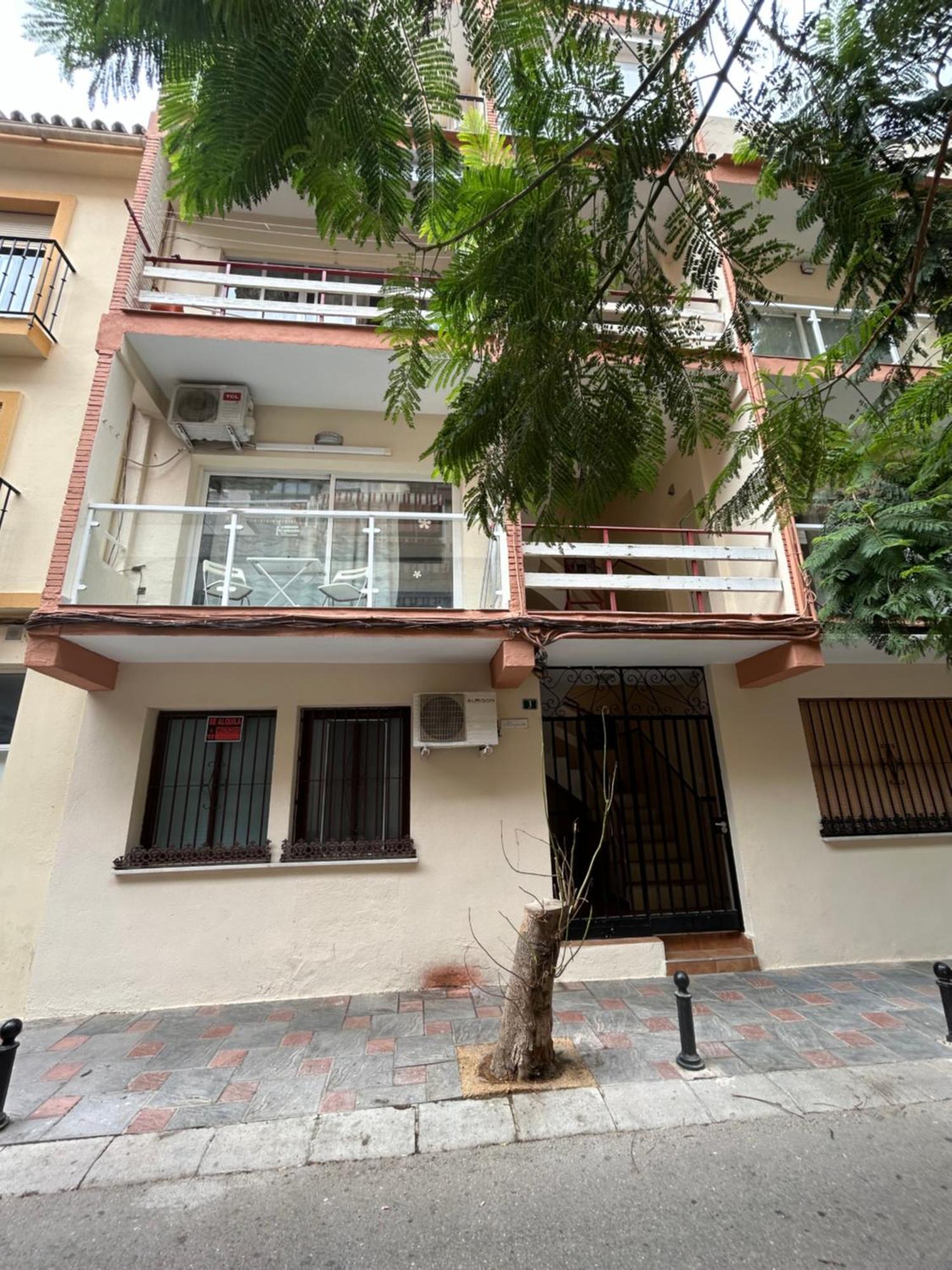 Boliches Apartment Фуэнхирола Экстерьер фото